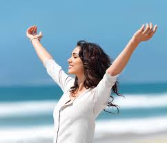 2 things to make you look and feel fantastic - by The Superfood Blog
