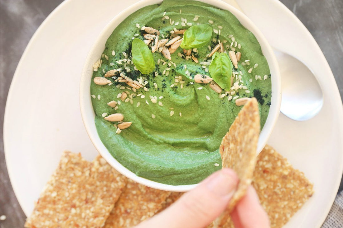 Hummus & Greens