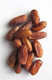 Organic dried dates – the exotic superfood that’s bursting with natural goodness