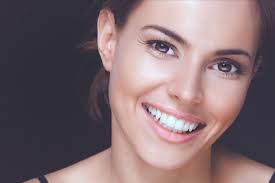 An Ancient Ayurvedic Ritual for Clearer Skin, Whiter Teeth & Overall Wellness: The Beauty Benefits of Oil Pulling