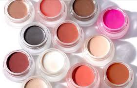 How To Switch from Toxic Makeup to Natural Makeup - by The Organic Bunny